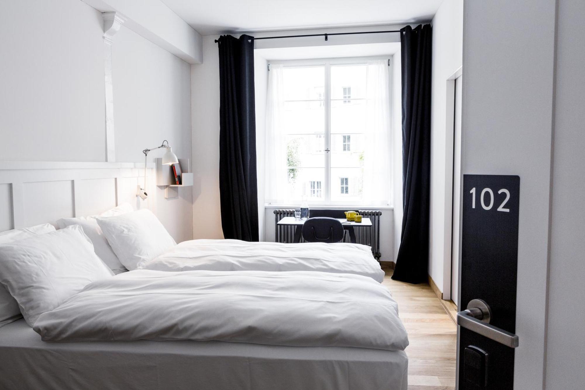 Large Double Room