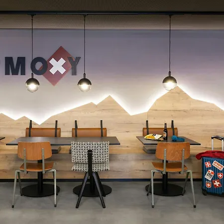 Moxy Zurich-3